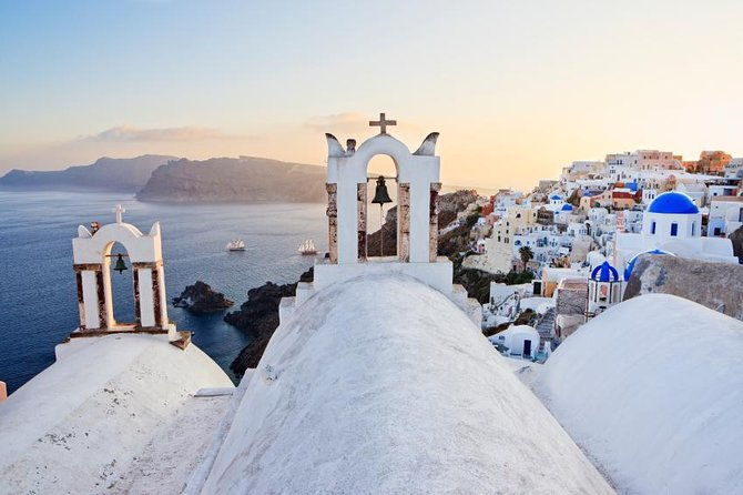 santorini-oia-caldera-private-day-cruise-with-bbq-drinks