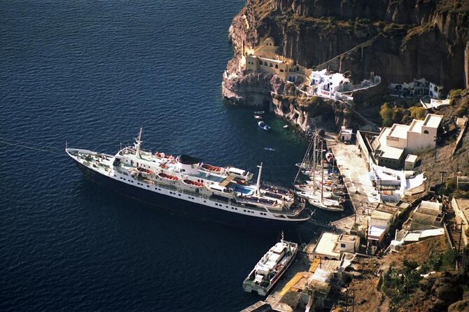 shared-catamaran-half-day-cruise-in-santorini