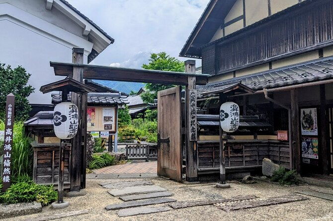 1-day-historic-obuse-and-hokusai-mad-man-of-art-tour-in-japan
