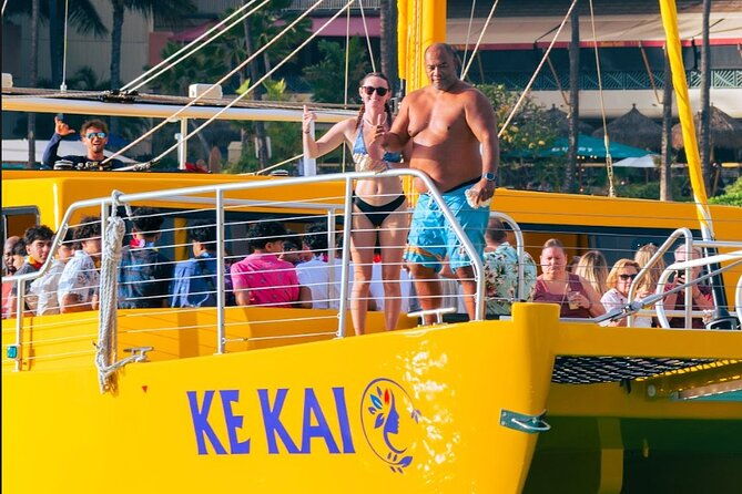 1-hour-diamond-head-sail-of-waikiki-beach