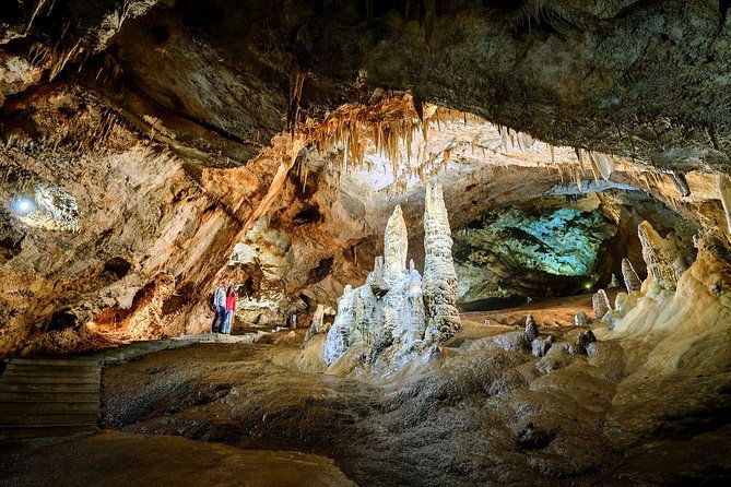 1-hour-guided-lipa-cave-adventure-in-montenegro