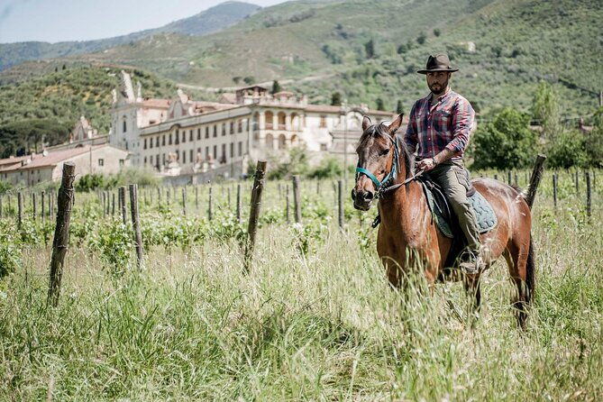 1-hour-horseback-ride-in-valgraziosa-pisa