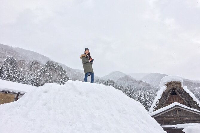 1-hour-private-photoshoot-at-gifu-from-hida-to-takayama