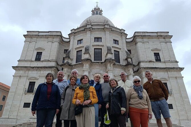2-hours-private-tuk-tuk-tour-in-lisbon