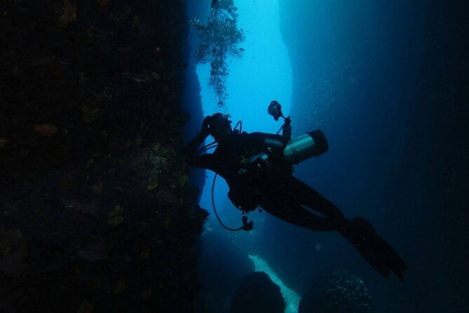 adventure-dives-for-certified-divers-in-nea-makri-athens
