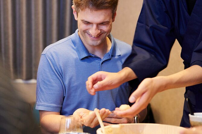 authentic-sushi-making-with-a-former-michelin-sushi-chef
