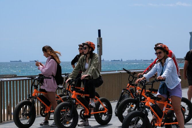 barcelona-highlights-bike-ebike-tour-with-a-local-guide