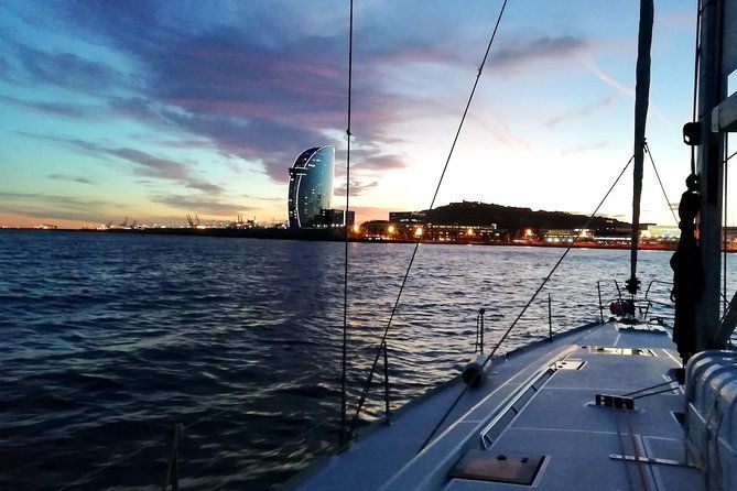 barcelona-sailing-sunset-experience-from-port-olimpic