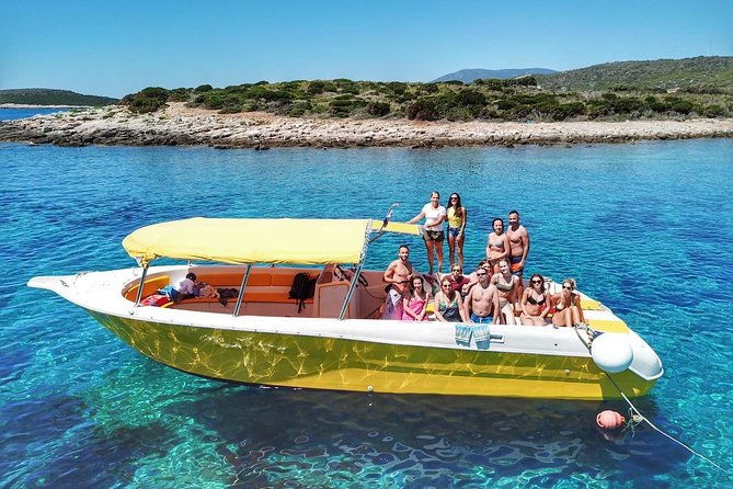 blue-cave-and-hvar-boat-tour-small-group-from-split-or-brac