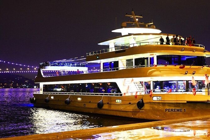 bosphorus-cruise-tour-with-turkish-show