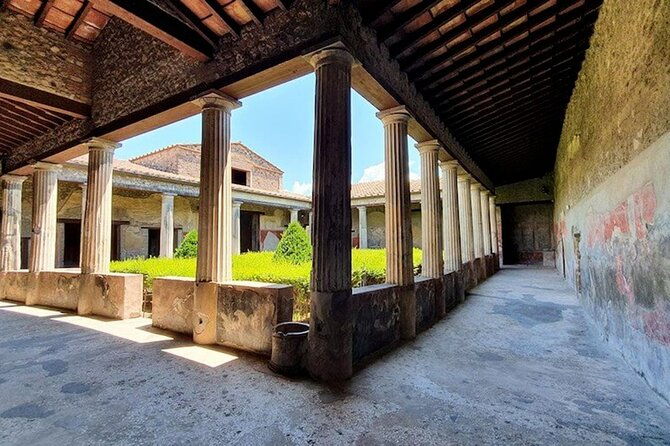 day-trip-of-pompeii-herculaneum-and-vesuvius-from-naples