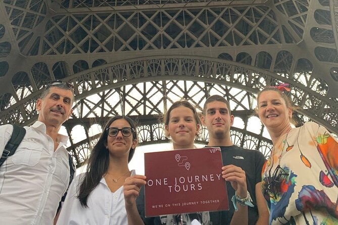 eiffel-tower-elevator-tour-with-interactive-guide-and-summit