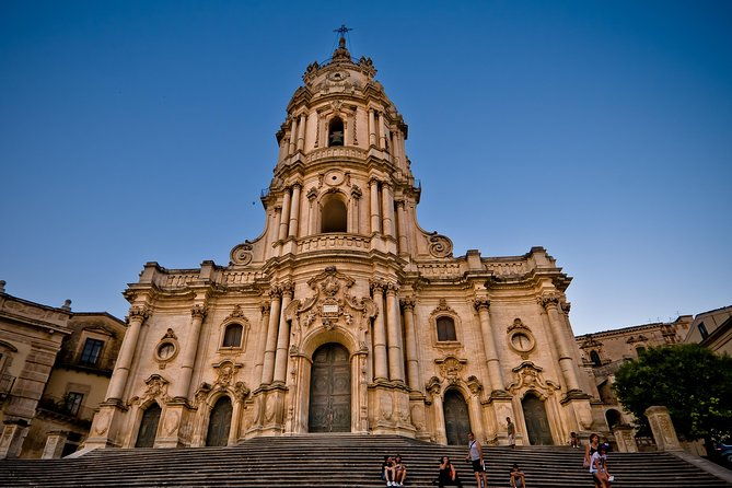 excursion-tour-of-montalbano-punt-dry-scicli-ragusa-ibla-modica