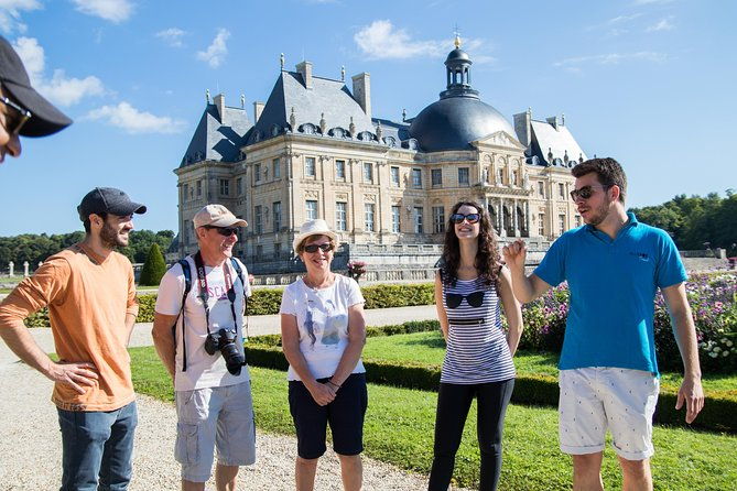 fontainebleau-and-vaux-le-vicomte-castle-small-group-day-trip-from-paris
