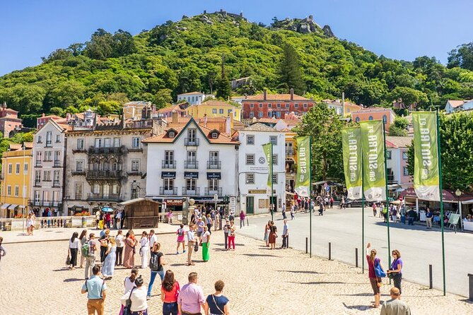 full-day-tour-sintra-pena-palace-cabo-da-roca-cascais