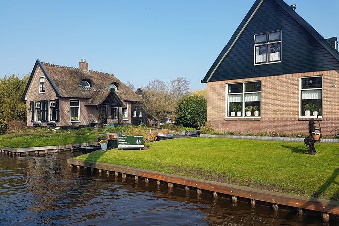 giethoorn-small-group-tour-from-amsterdam-max-8-people