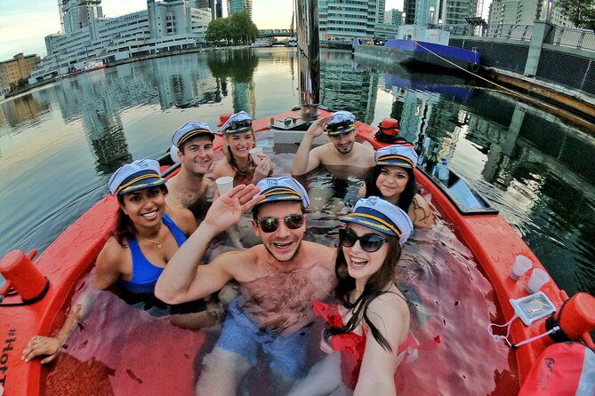 hot-tub-boat-tour-in-london-londons-most-unique-tour