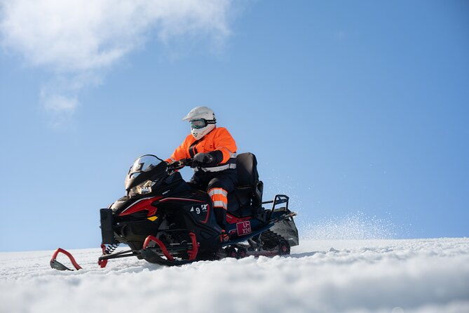 iceland-golden-circle-glacier-snowmobiling-guided-experience