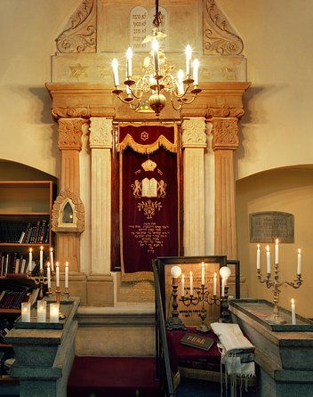 jewish-quarter-kazimierz-and-schindlers-factory-guided-tour