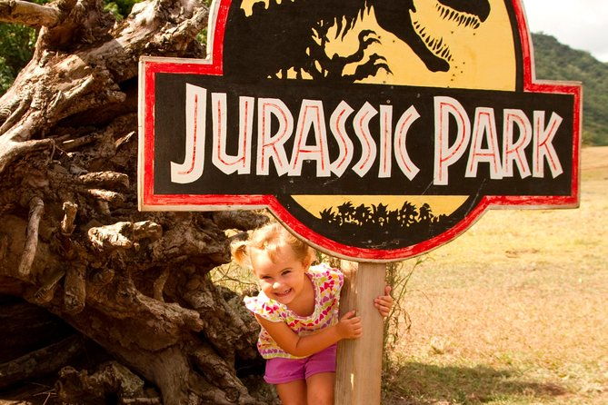 kualoa-ranch-movie-sites-and-ranch-tour