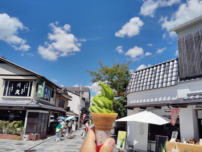 Kyoto: Enjoy Byodoin Temple and Tea Sweets - 90 Min Tour