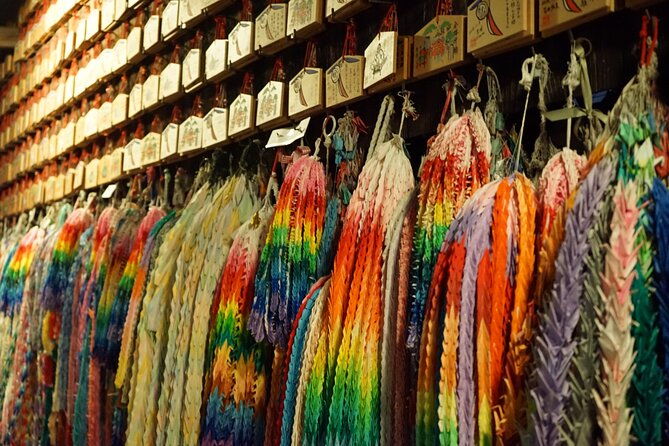 kyoto-night-walking-guided-tour-at-fushimi-inari-shrine