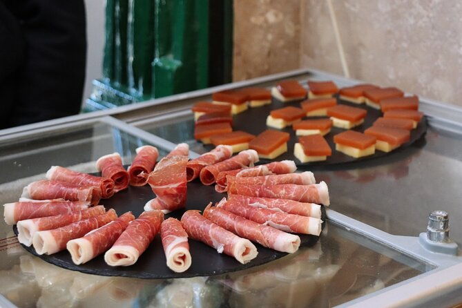 lisbon-cultural-food-and-wine-walking-tour