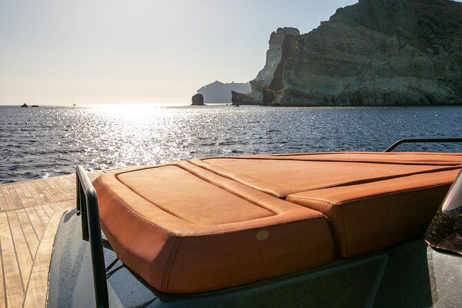 luxury-private-power-catamaran-tour-in-santorini