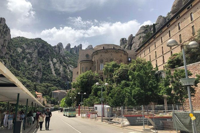 montserrat-private-tour-from-barcelona-with-pick-up