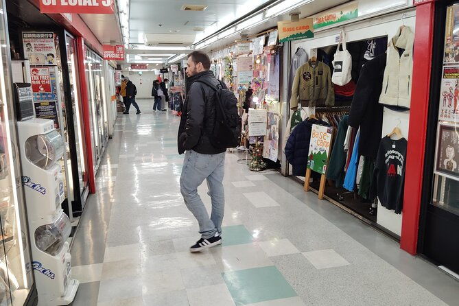 nakano-broadway-otaku-guided-shopping-experience
