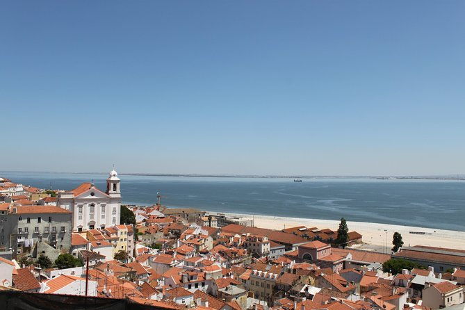 old-lisbon-alfama-and-sao-jorge-neighborhood-3-hour-walking-tour
