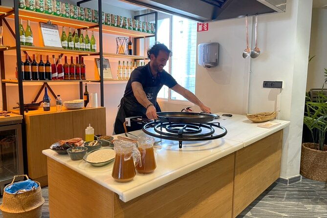 paella-sangria-showcooking-experience