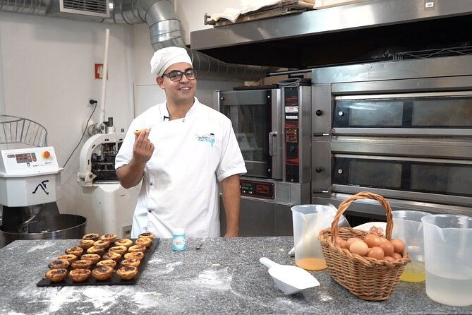pastel-de-nata-masterclass-at-a-real-bakery-in-lisbon