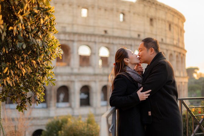 personalized-photoshoot-outside-the-colosseum