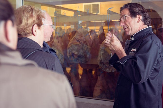 pierre-ibaialde-guided-tour-ham-workshop-tasting