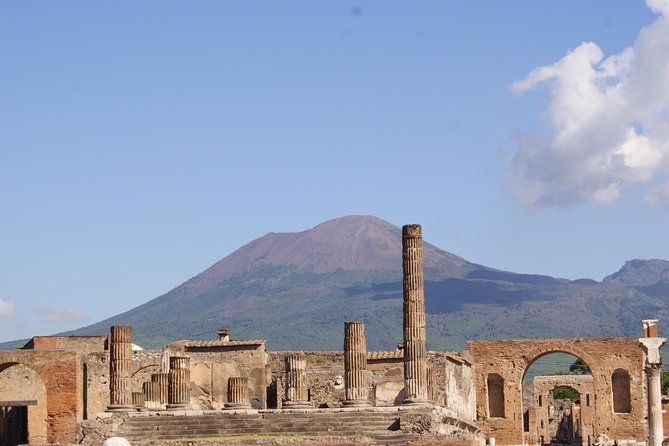 pompeii-mt-vesuvius-herculaneum-private-tour