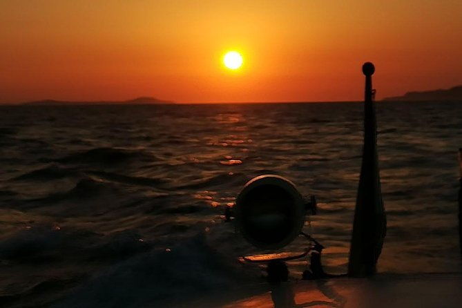 private-boat-tour-of-the-island-of-capri