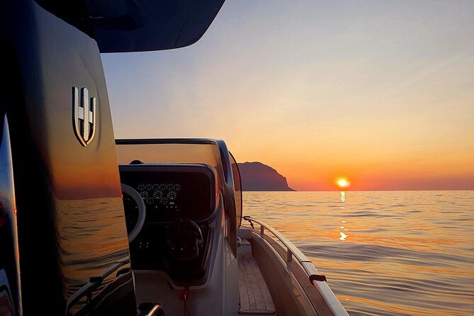 private-boat-tour-on-the-palermo-coast