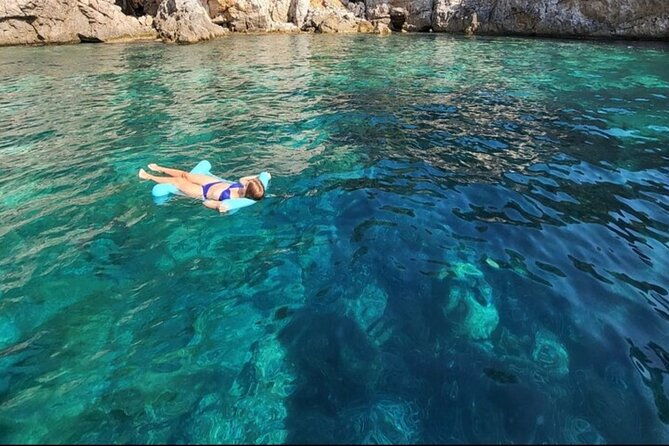 private-boat-tour-tailor-made-8h-all-inclusive