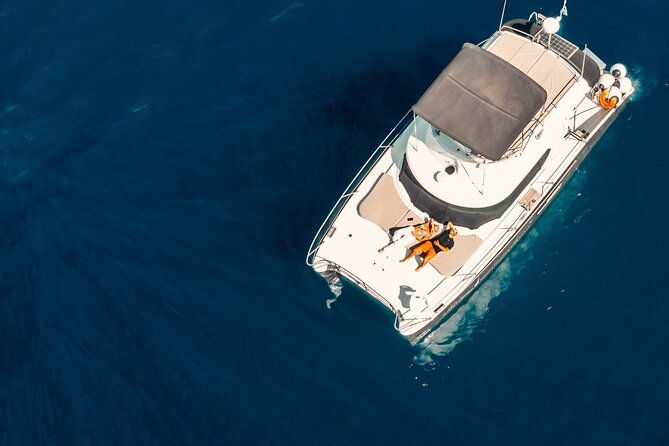private-caldera-cruise-with-power-catamaran-enjoy-incl-meal-drinks