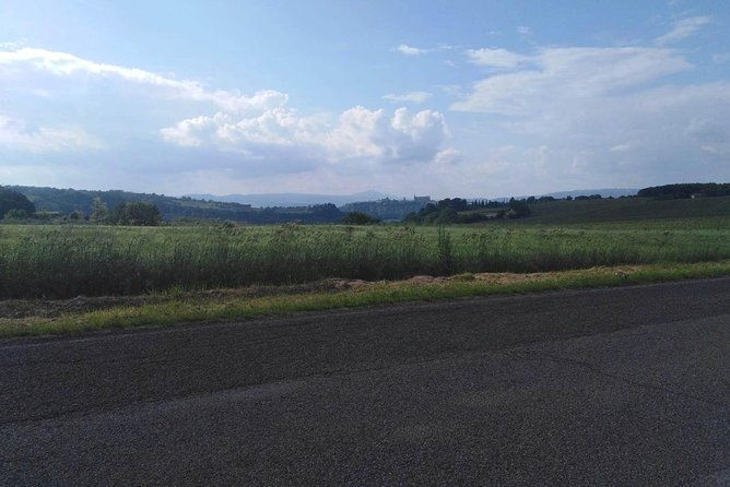 private-civita-di-bagnoregio-and-orvieto-wine-tasting-ebike-tour