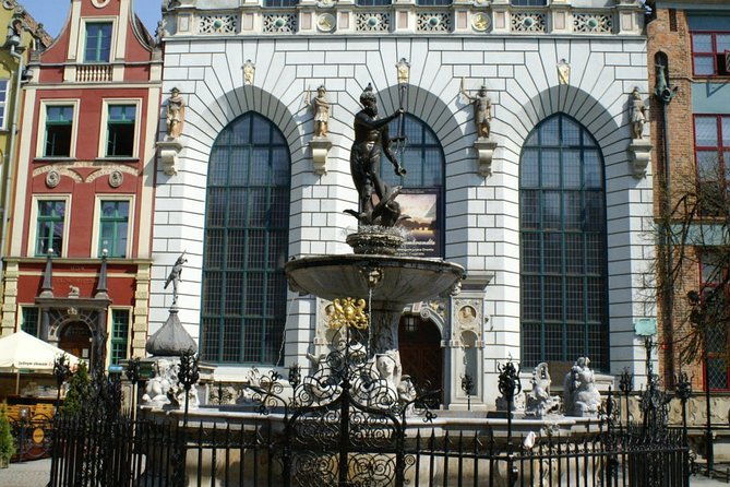 private-guide-driver-van-services-in-poland-central-europe