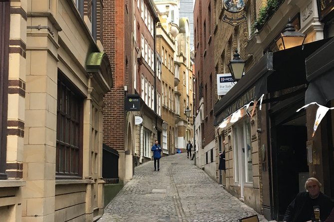 private-guided-and-chauffeured-tour-of-london