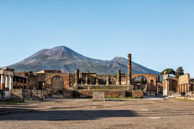 private-guided-tour-to-pompeii-and-positano-from-rome