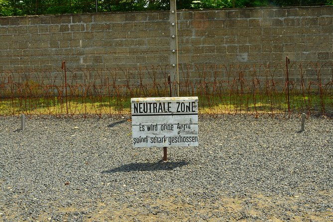 private-sachsenhausen-concentration-camp-tour-with-train