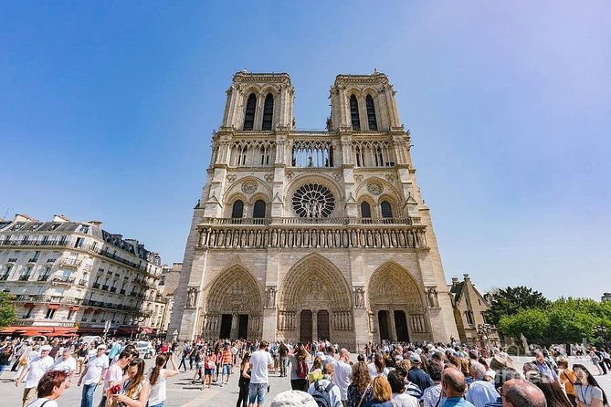 private-transfers-from-paris-city-to-paris-airport-cdg