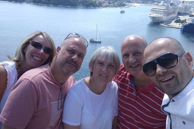 private-trip-tour-to-krka-waterfalls-split-with-friendly-driver