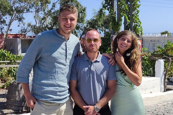 private-wine-tour-in-3-wineries-with-12-wine-tastings-and-tapas