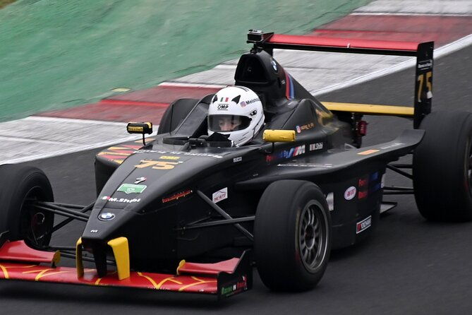 racing-experience-formula-racing-course-and-laps-on-ferrari-near-milan