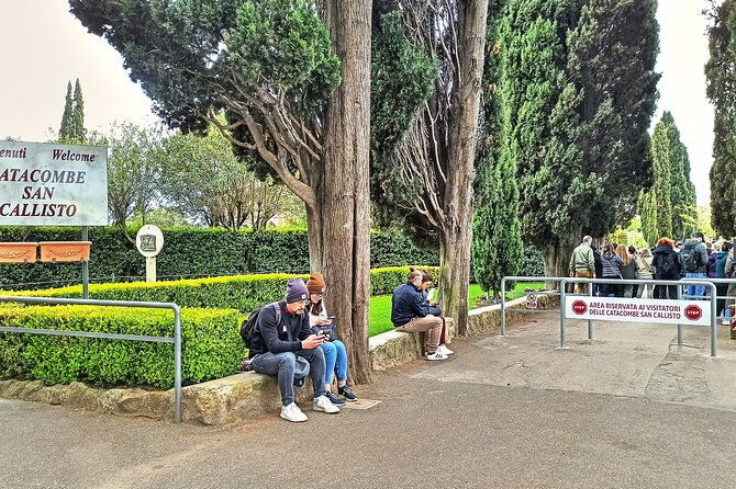 rome-appian-way-catacombs-guided-tour-with-golf-cart-shuttle